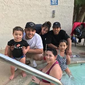 Meet your Posher, Junior